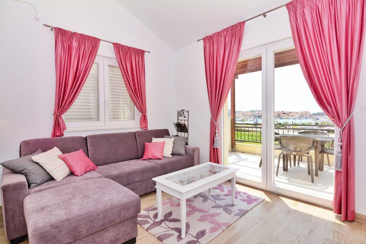 Apartment Nadoveza Tribalj Exteriör bild